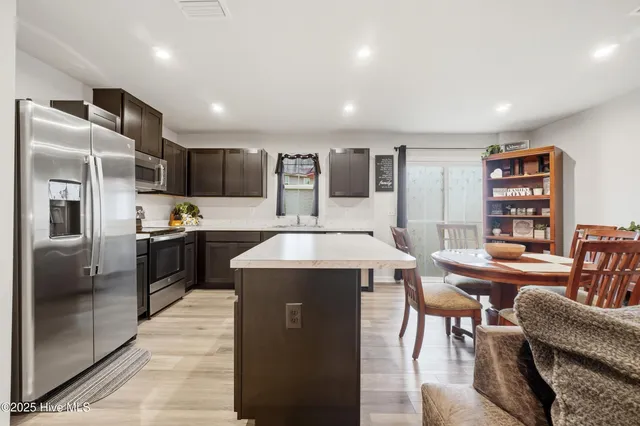 $219,500 | 1502 Lambsberry Circle, Elizabeth City, NC 27909