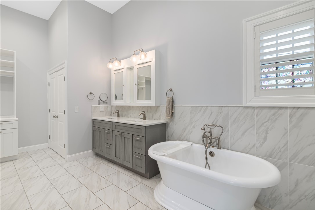 210 High Street Westerly, RI 02891 - Photo 24 of 49