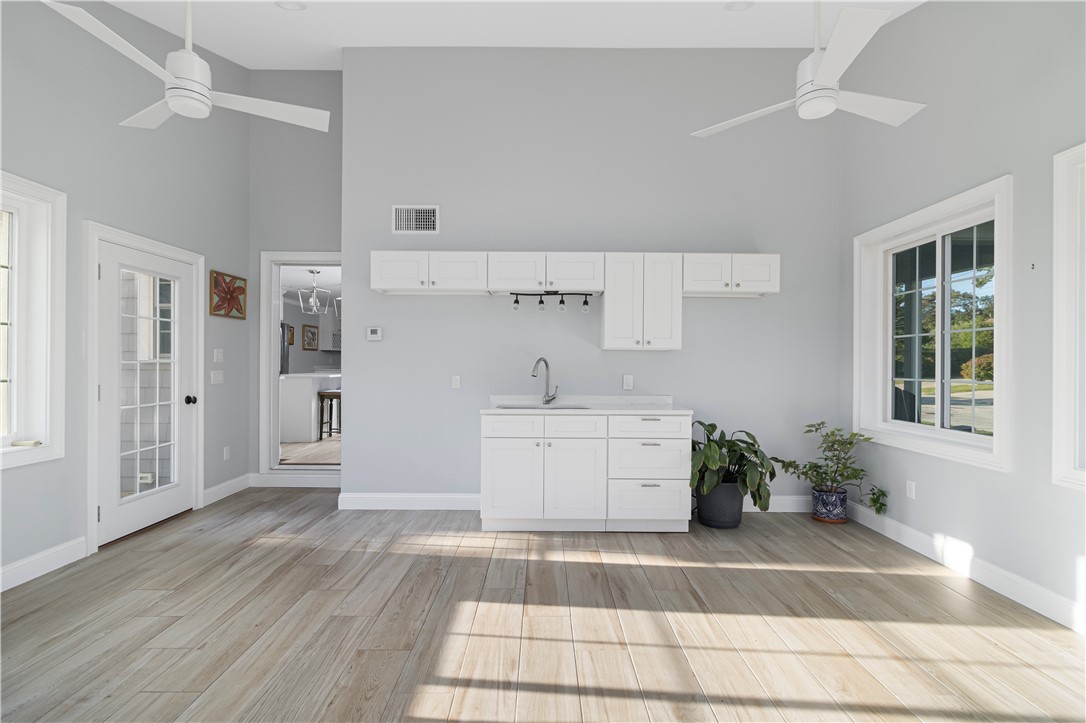 210 High Street Westerly, RI 02891 - Photo 40 of 49