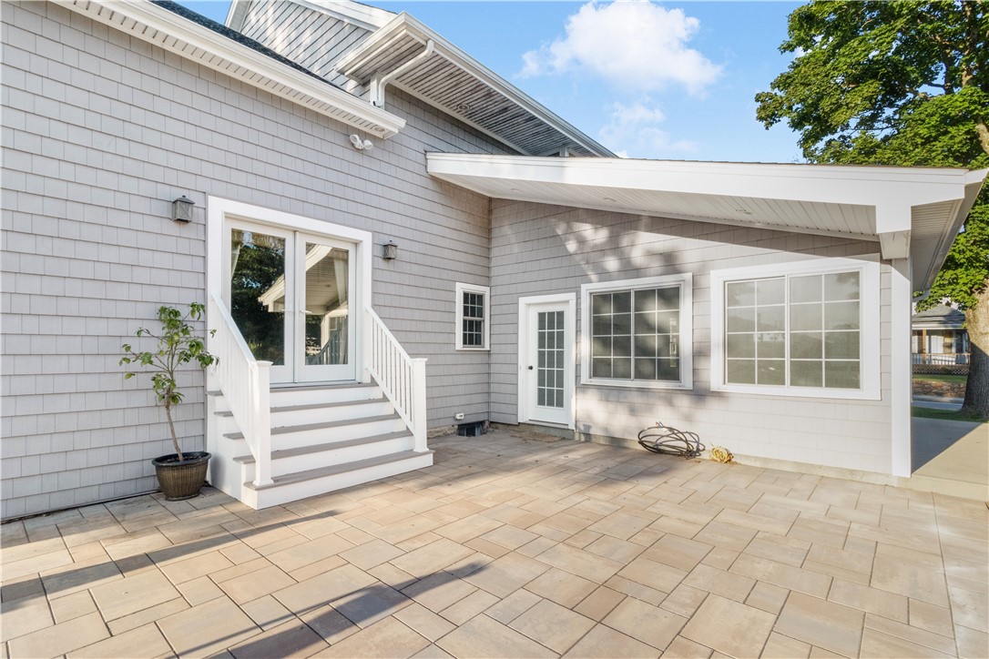 210 High Street Westerly, RI 02891 - Photo 45 of 49