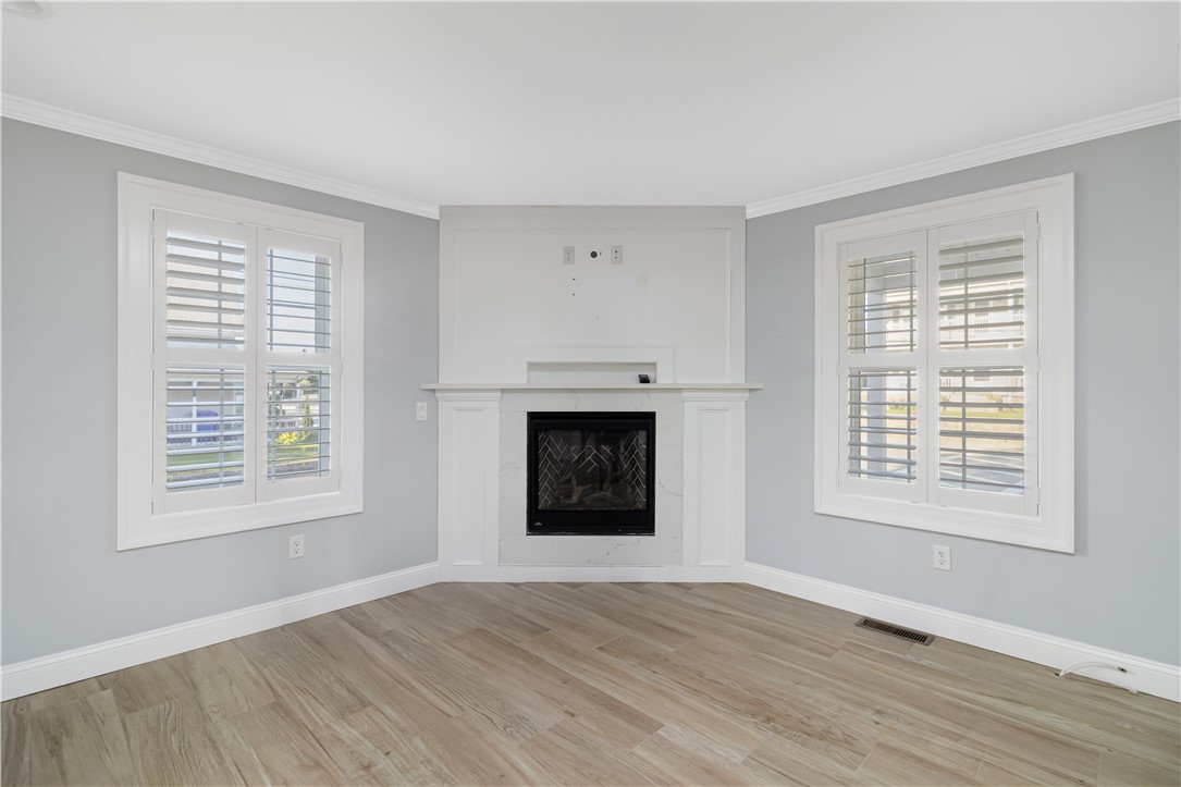 210 High Street Westerly, RI 02891 - Photo 9 of 49