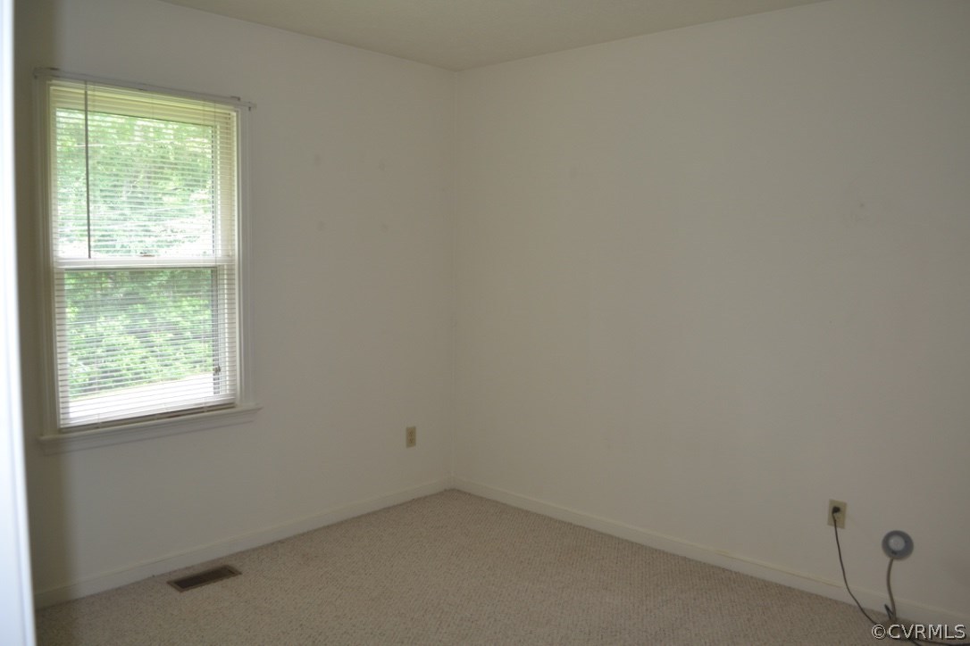 6405 Spruce Road Quinton, VA 23141 - Photo 11 of 24 Gallery Image 11