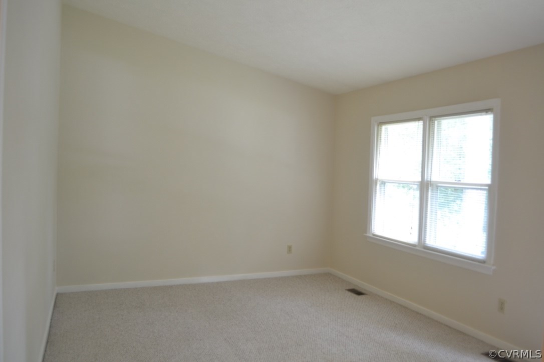 6405 Spruce Road Quinton, VA 23141 - Photo 4 of 24 Gallery Image 4