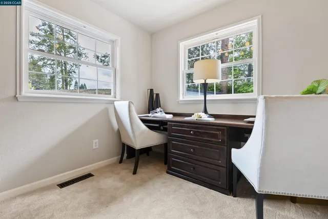 $2,395,000 | 5 Corte Sombrita, Orinda, CA 94563