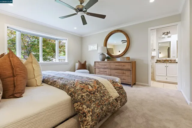 $2,395,000 | 5 Corte Sombrita, Orinda, CA 94563