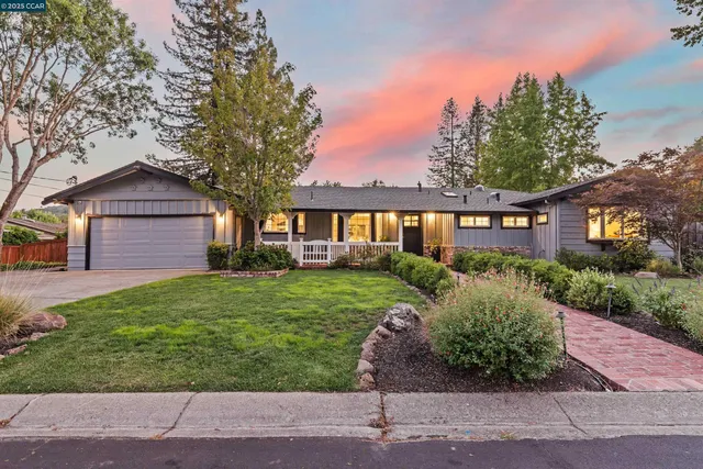 $2,395,000 | 5 Corte Sombrita, Orinda, CA 94563