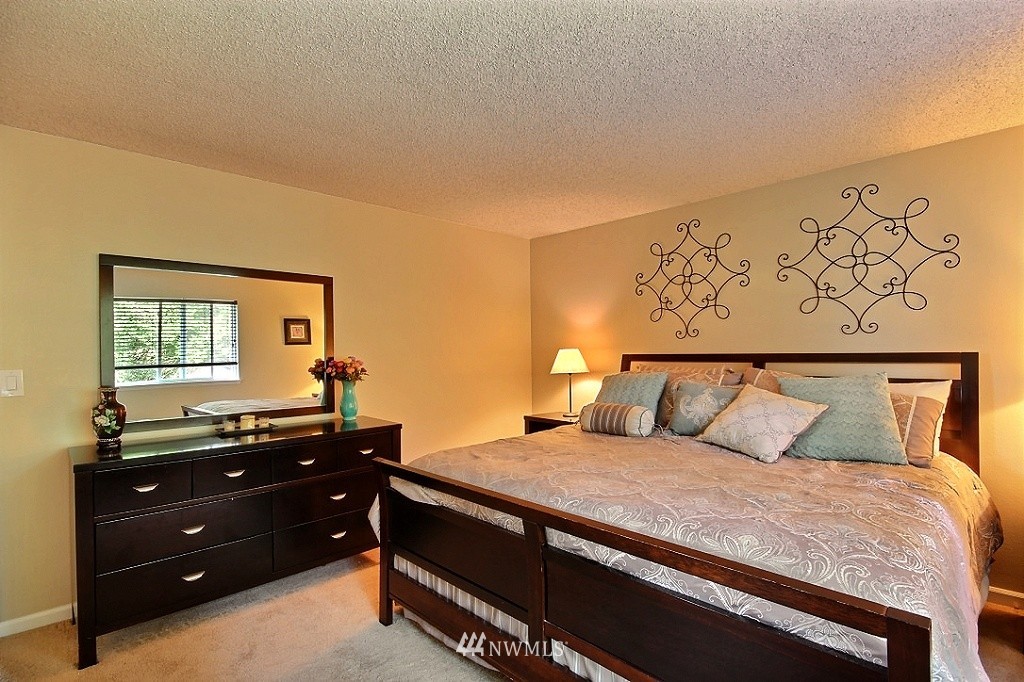 3307 Southeast 16th Place Renton, WA 98058 - Photo 11 of 24 Gallery Image 11