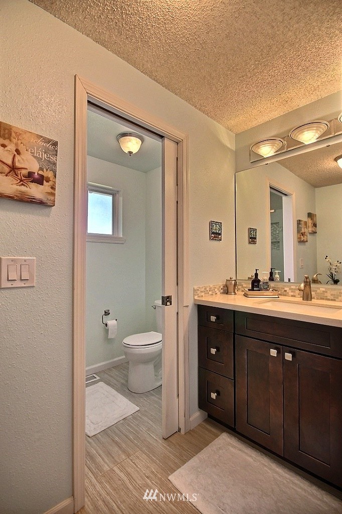 3307 Southeast 16th Place Renton, WA 98058 - Photo 12 of 24 Gallery Image 12