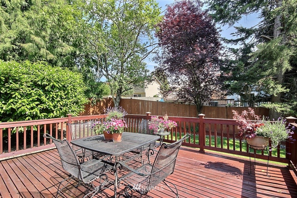 3307 Southeast 16th Place Renton, WA 98058 - Photo 20 of 24 Gallery Image 20