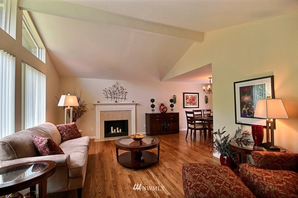 3307 Southeast 16th Place Renton, WA 98058 - Photo 3 of 24 Gallery Image 3
