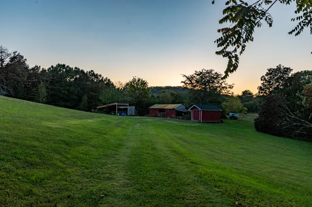 $399,000 | 10325 Wagon Wheel Terrace, Harrison, TN 37341