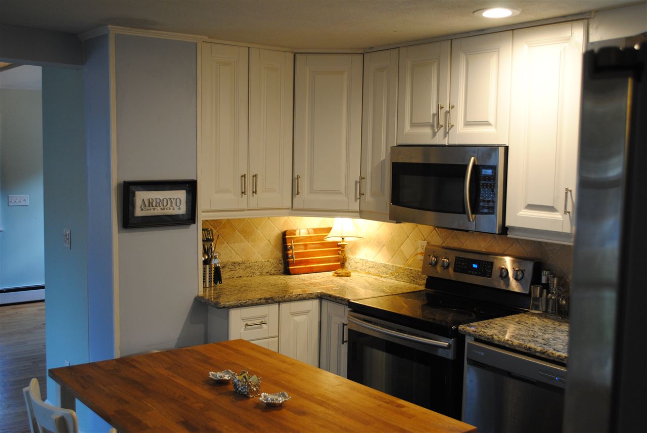 14 Searles Road Windham, NH 03087 - Photo 5 of 18