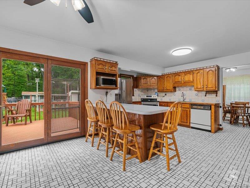 708 Kirbytown Road Middletown, NY 10940 - Photo 4 of 36 Kitchen With French Door to Back Deck & Yard