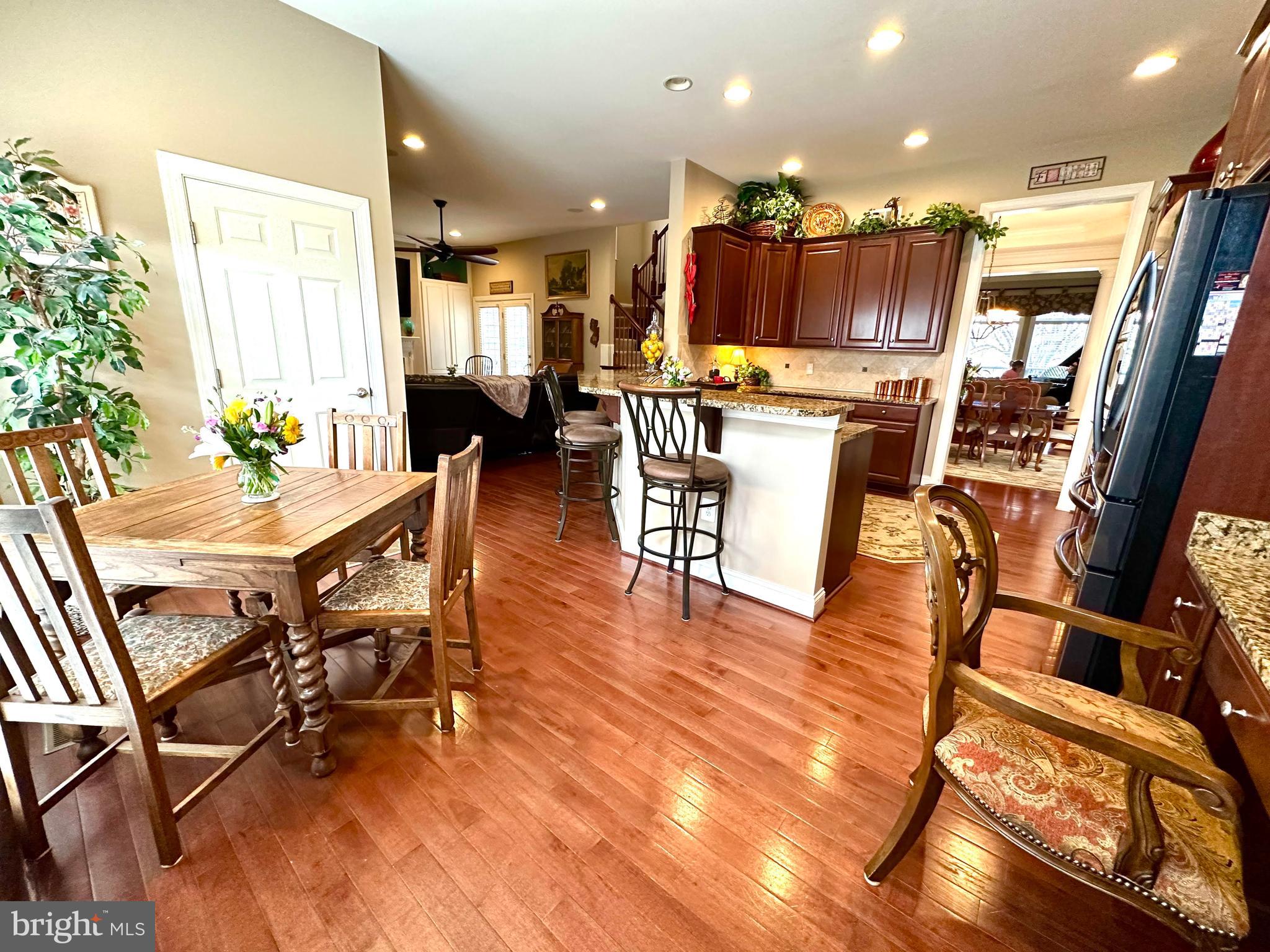 6319 Still Spring Place Alexandria, VA 22315 - Photo 5 of 94 Kitchen - Main Level
