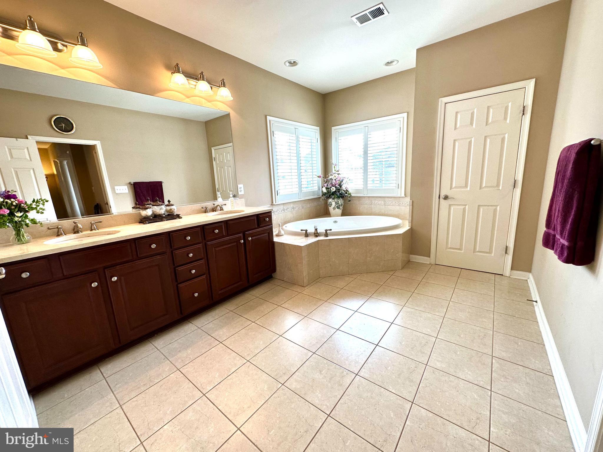 6319 Still Spring Place Alexandria, VA 22315 - Photo 51 of 94 Primary Bath - Upper Level