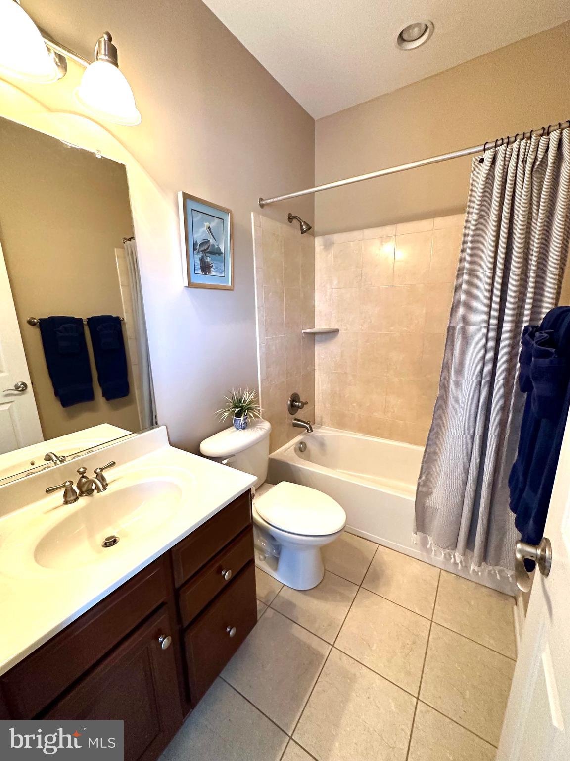 6319 Still Spring Place Alexandria, VA 22315 - Photo 67 of 94 Suite - Full Bath #3 - Upper Level
