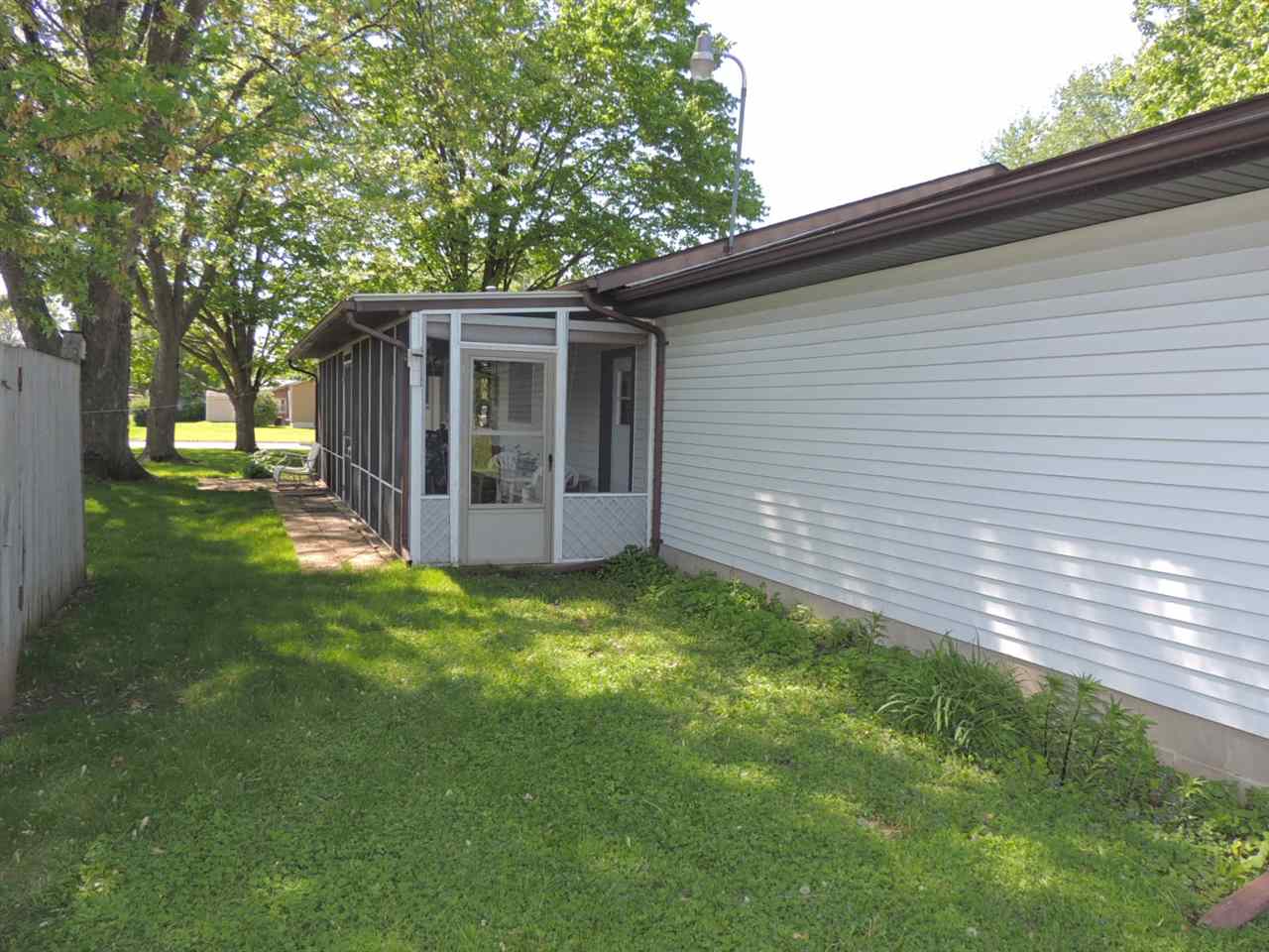 1834 Virginia Street Beloit, WI 53511 - Photo 15 of 16 Gallery Image 15
