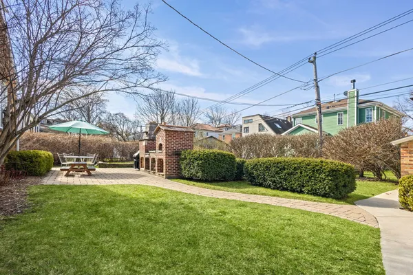 $799,000 | 664 Burton Avenue, Highland Park, IL 60035