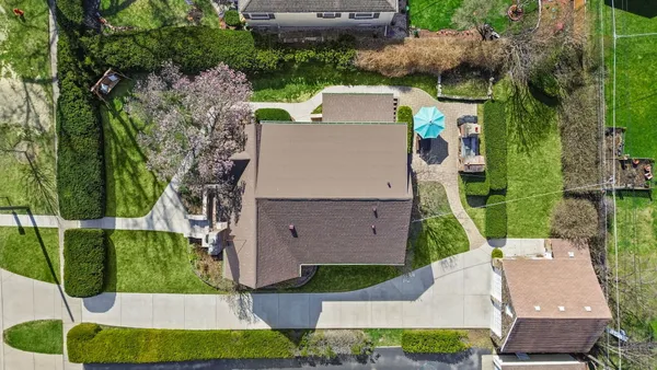 $799,000 | 664 Burton Avenue, Highland Park, IL 60035
