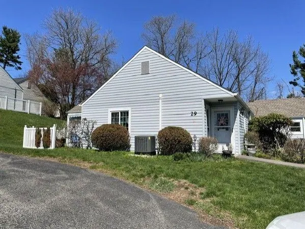 $239,900 | 29 Blueberry Lane, Wexford, PA 15090