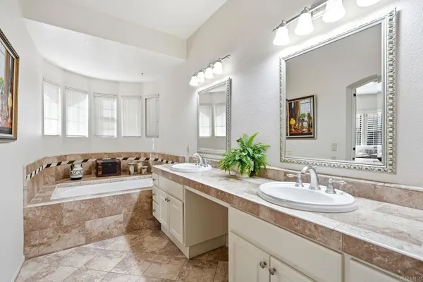 $979,999 | 28766 Vista Valley Drive, Vista, CA 92084