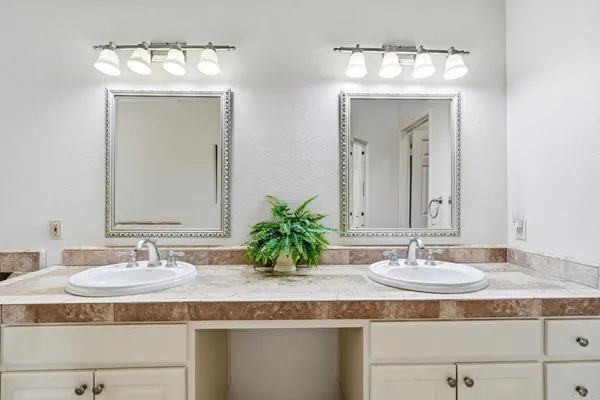 $979,999 | 28766 Vista Valley Drive, Vista, CA 92084