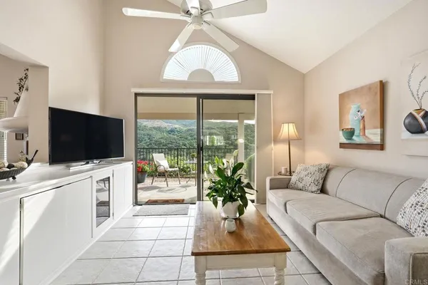 $979,999 | 28766 Vista Valley Drive, Vista, CA 92084