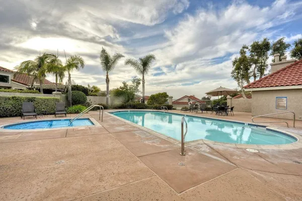 $979,999 | 28766 Vista Valley Drive, Vista, CA 92084