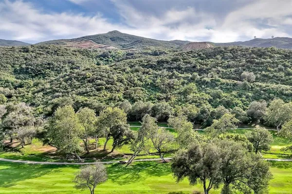 $979,999 | 28766 Vista Valley Drive, Vista, CA 92084