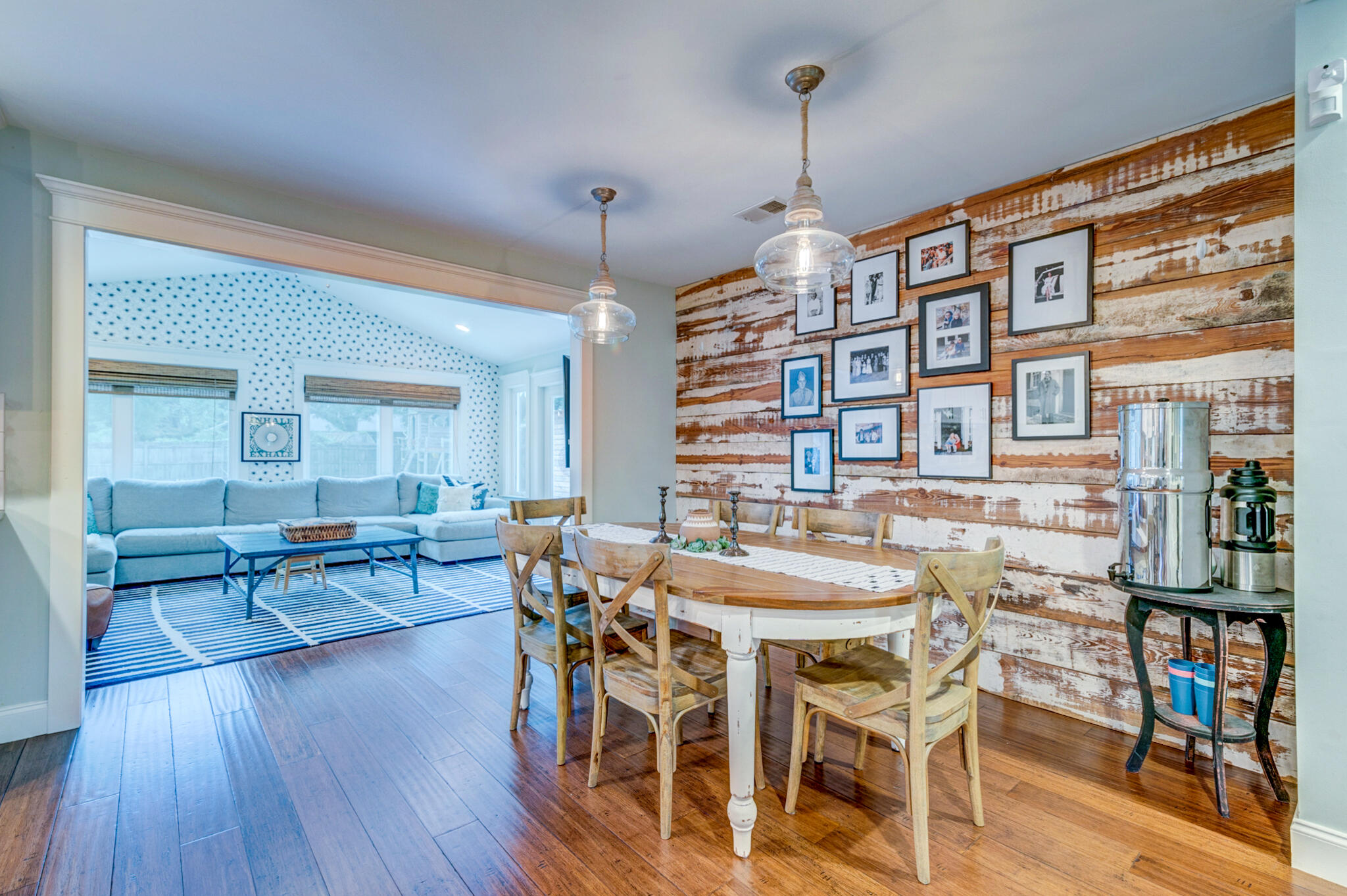 902 Mikell Drive Charleston, SC 29412 - Photo 12 of 25 902 Mikell - 18 - CHS Media Group