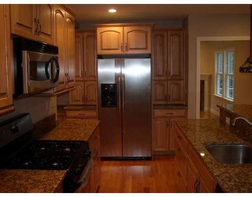 12 Perkins Road Middleton, MA 01949 - Photo 17 of 21 Gallery Image 17