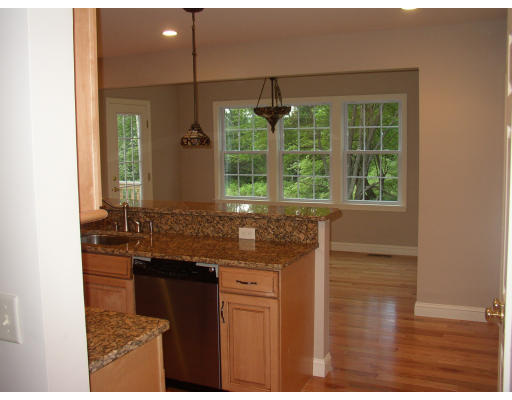 12 Perkins Road Middleton, MA 01949 - Photo 18 of 21 Gallery Image 18
