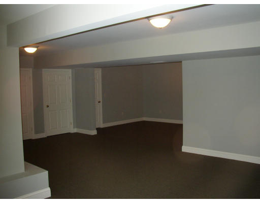 12 Perkins Road Middleton, MA 01949 - Photo 19 of 21 Gallery Image 19