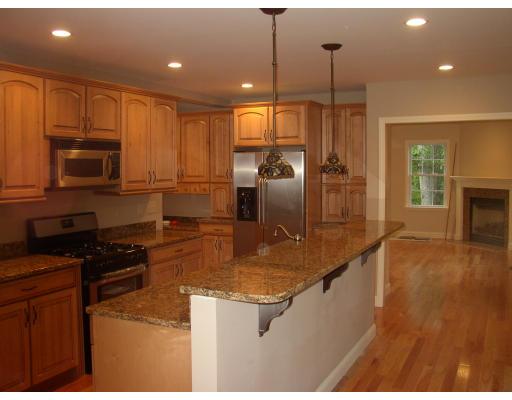 12 Perkins Road Middleton, MA 01949 - Photo 5 of 21 Gallery Image 5