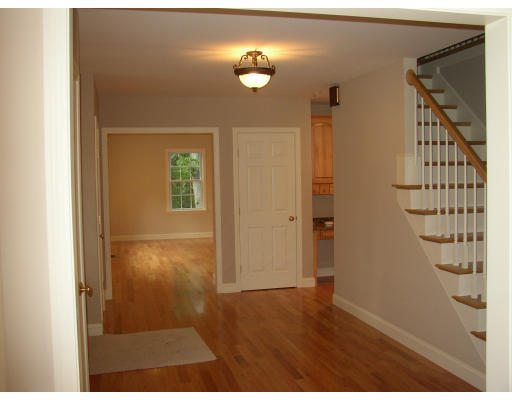 12 Perkins Road Middleton, MA 01949 - Photo 7 of 21 Gallery Image 7