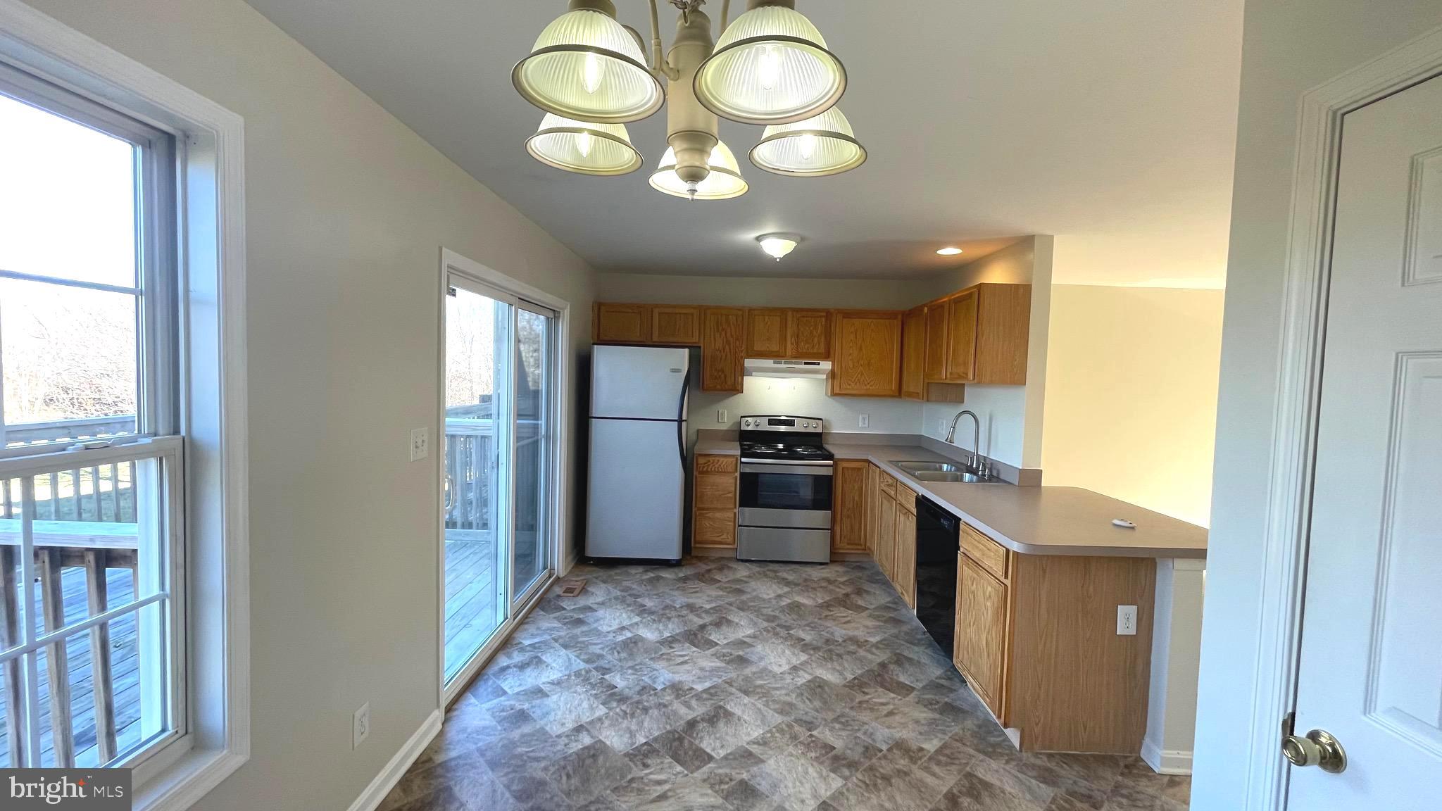 114 Washington Street Inwood, WV 25428 - Photo 11 of 38