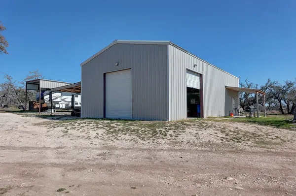 $449,900 | 200 Mosel Road, Harper, TX 78631