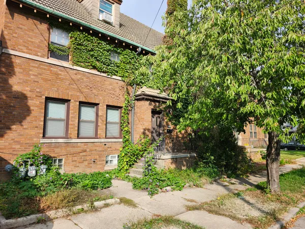 $209,900 | 5008 21st Avenue, Kenosha, WI 53140