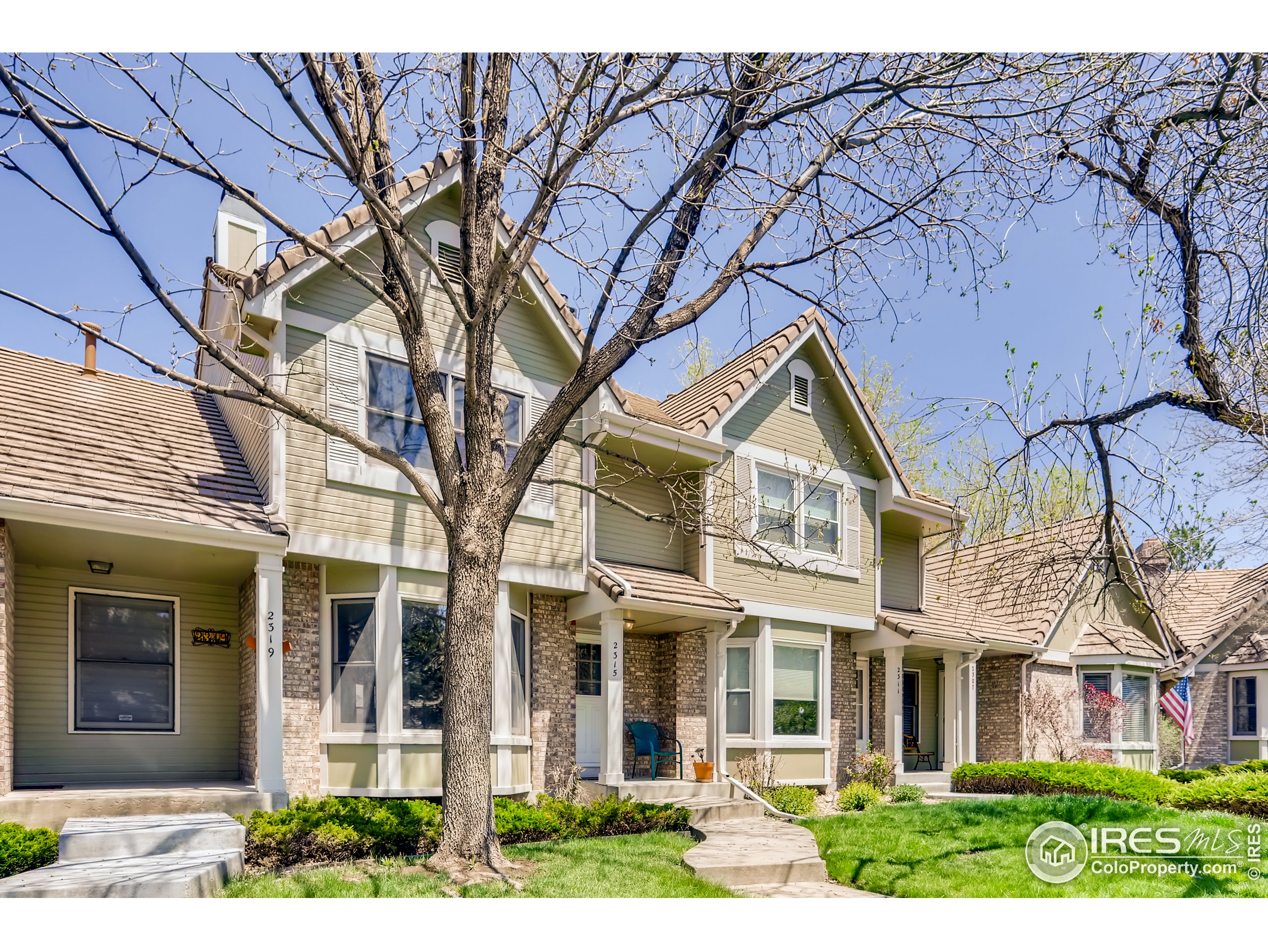 2315 Ranch Drive Westminster, CO 80234 - Photo 27 of 28 front view of a building
