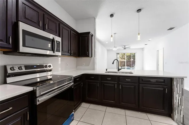 $2,950 | 4932 Olde Kerry Drive, Orlando, FL 32837