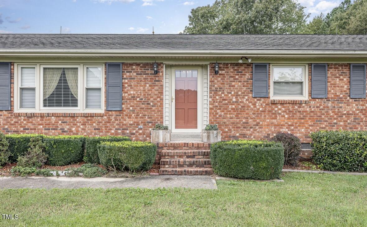 2136 Rolesville Road Wake Forest, NC 27587 - Photo 4 of 19 IMG_6877