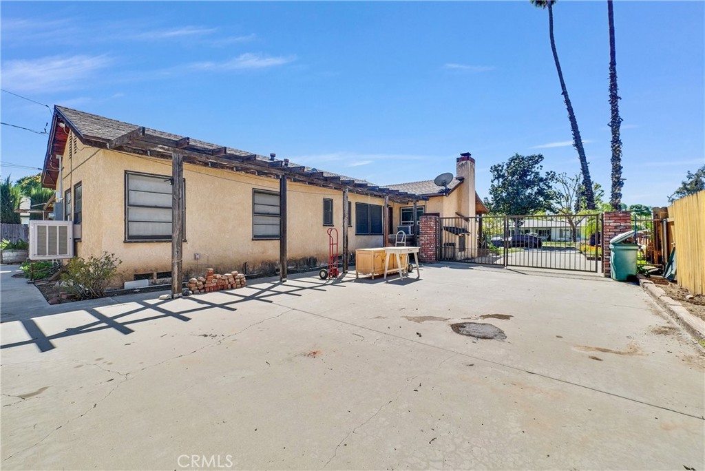 4685 Rosewood Place Riverside, CA 92506 - Photo 16 of 18