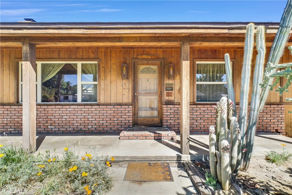 4685 Rosewood Place Riverside, CA 92506 - Photo 3 of 18