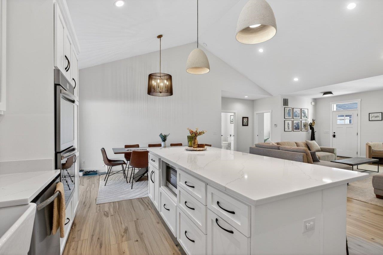 475 Beauford Road Harrisonburg, VA 22801 - Photo 17 of 75 a large kitchen with a table and chairs