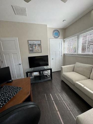 131 Grandin Road Charlotte, NC 28208 - Photo 22 of 23