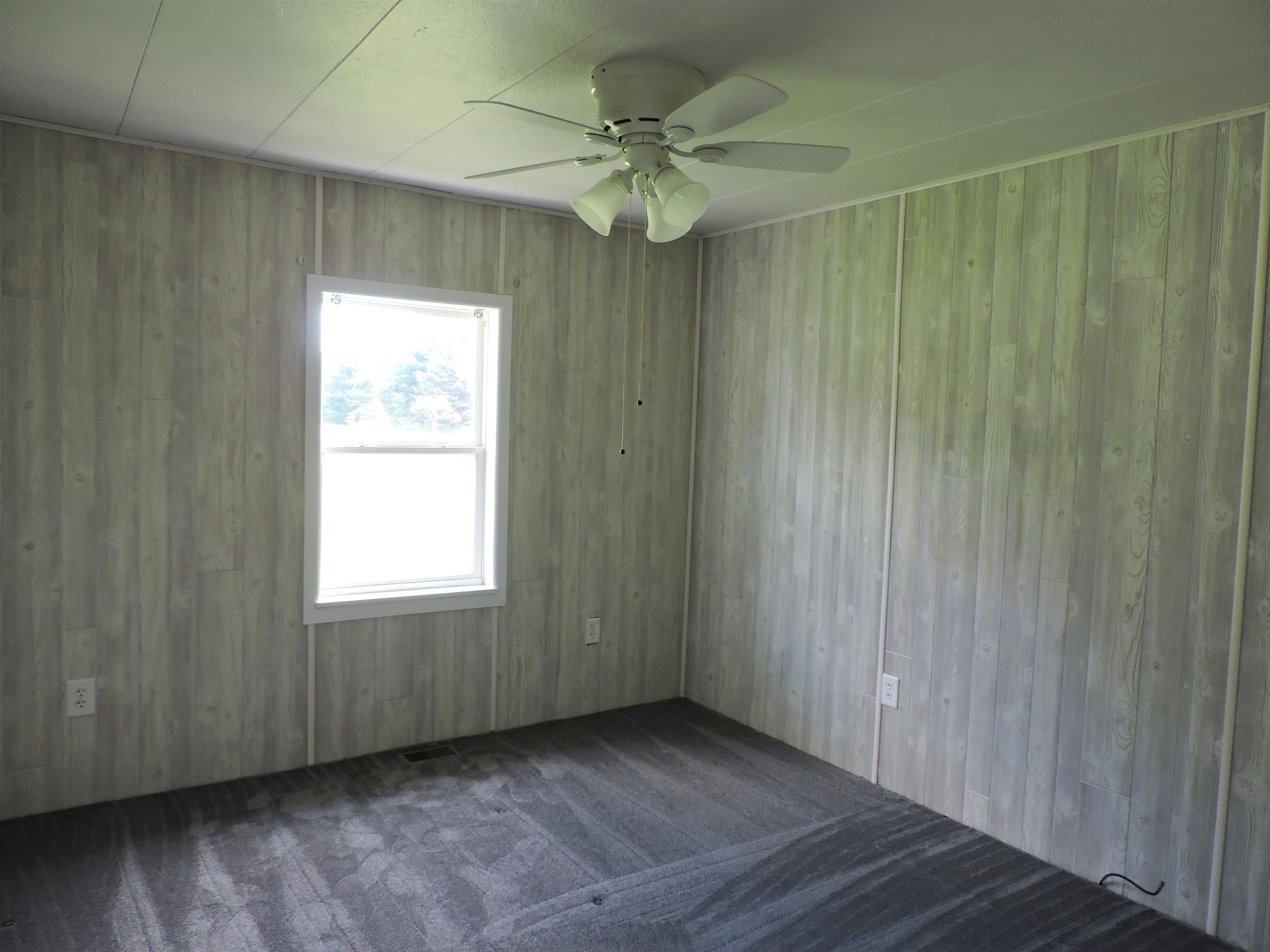 4105 North Mackinaw Road Pinconning, MI 48650 - Photo 16 of 27