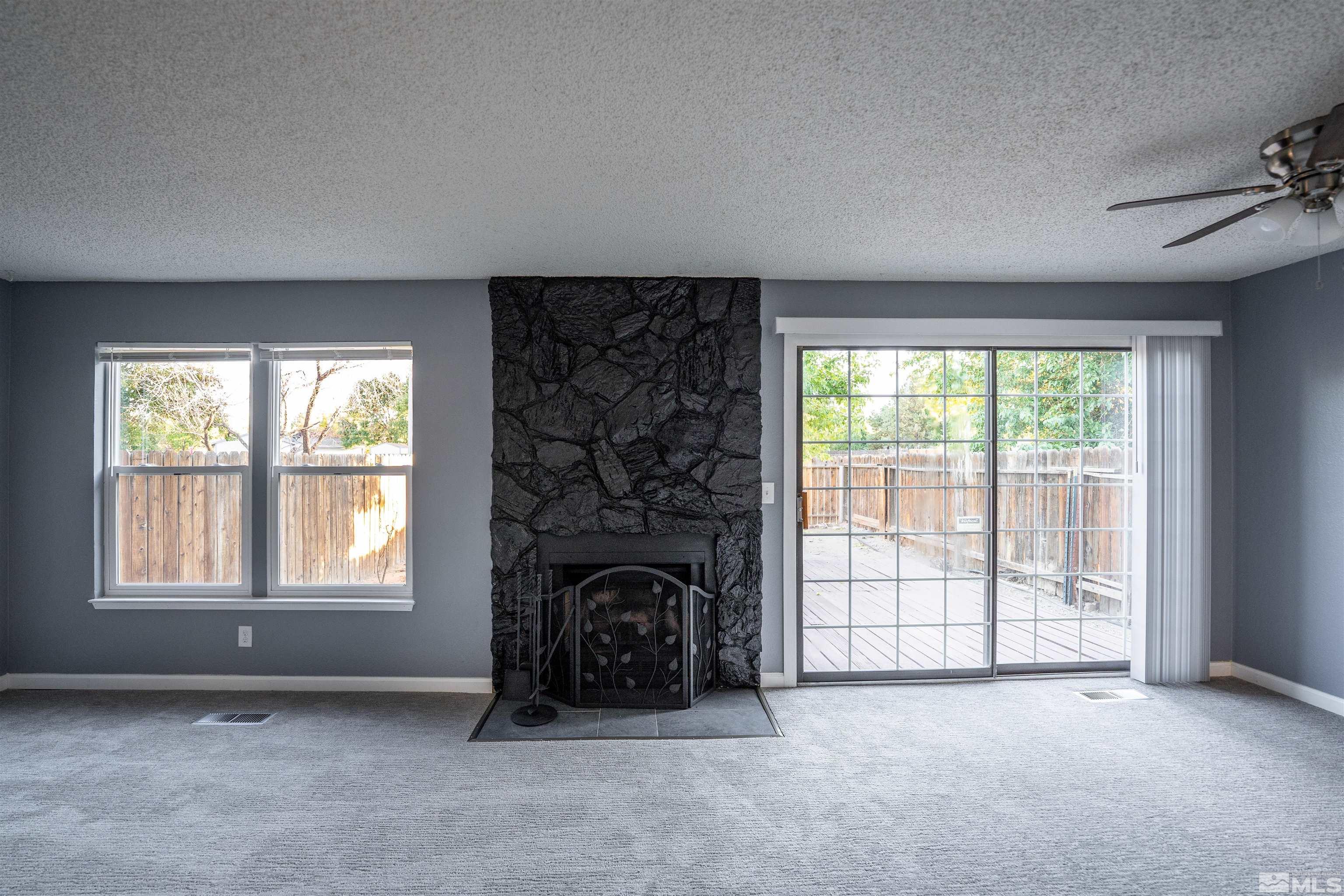 10032 Humite Lane Reno, NV 89506 - Photo 5 of 20 Photo 5