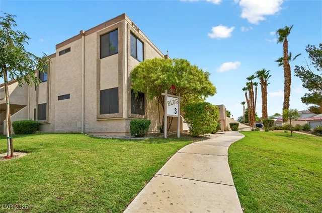 $133,000 | 3720 Desert Marina Drive, Unit 29, Laughlin, NV 89029