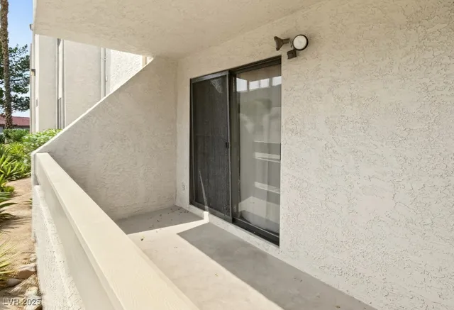 $133,000 | 3720 Desert Marina Drive, Unit 29, Laughlin, NV 89029