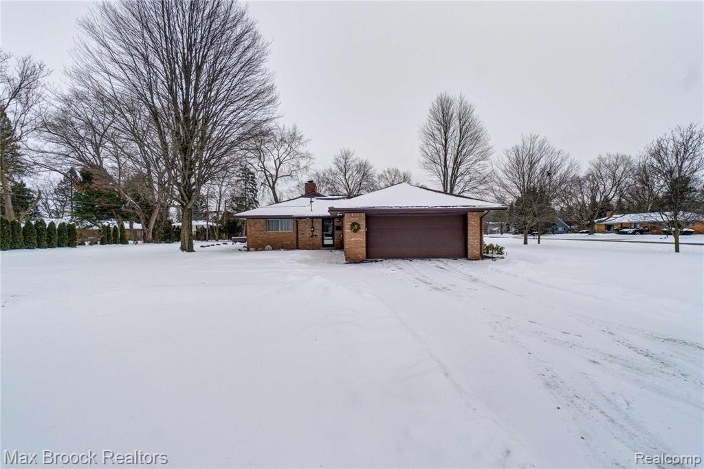 6865 Halyard Road Bloomfield Hills, MI 48301 - Photo 46 of 49